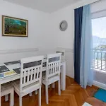 Three-bedroom With Sea View 06 Lägenhet Blace