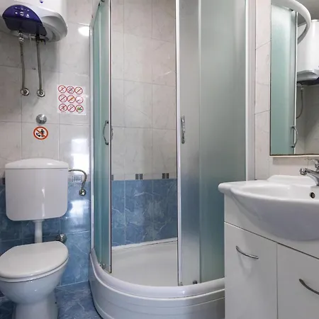 Three-Bedroom Apartment Blace With Sea View 06 Apartment Blace