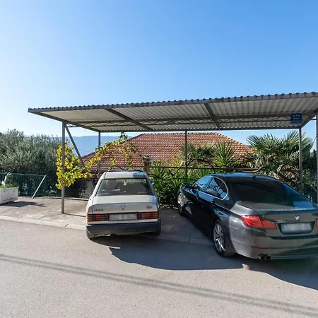 Three-Bedroom Apartment Blace With Sea View 06 *