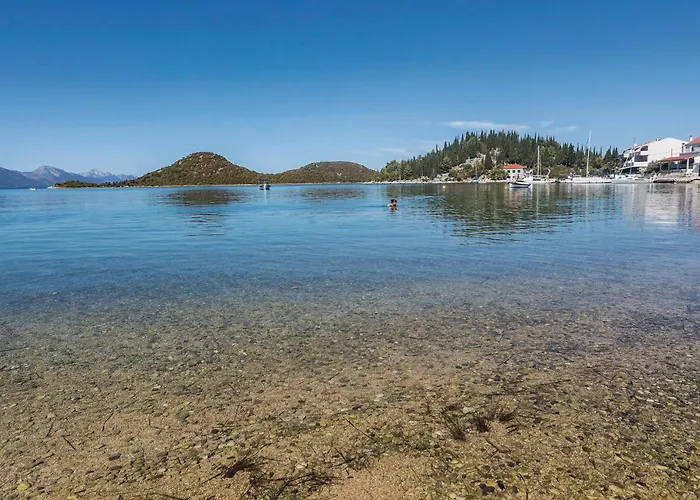 Three-bedroom With Sea View 06 בלאצ'ה