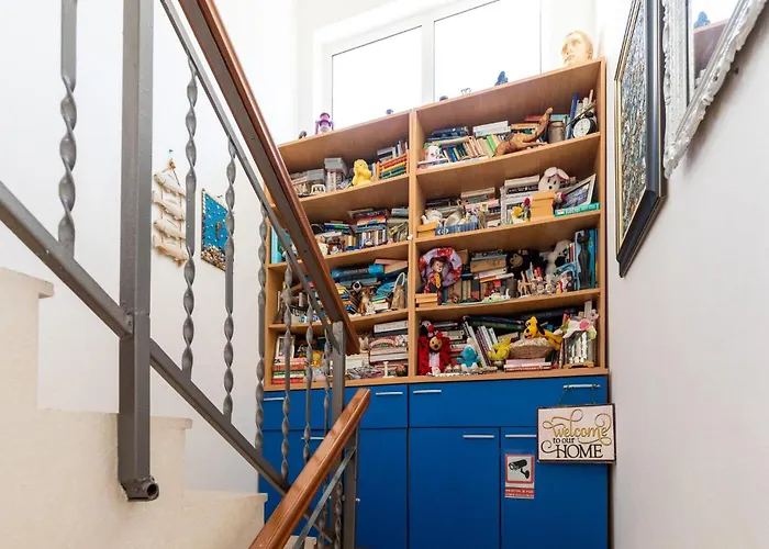 Three-bedroom With Sea View 06